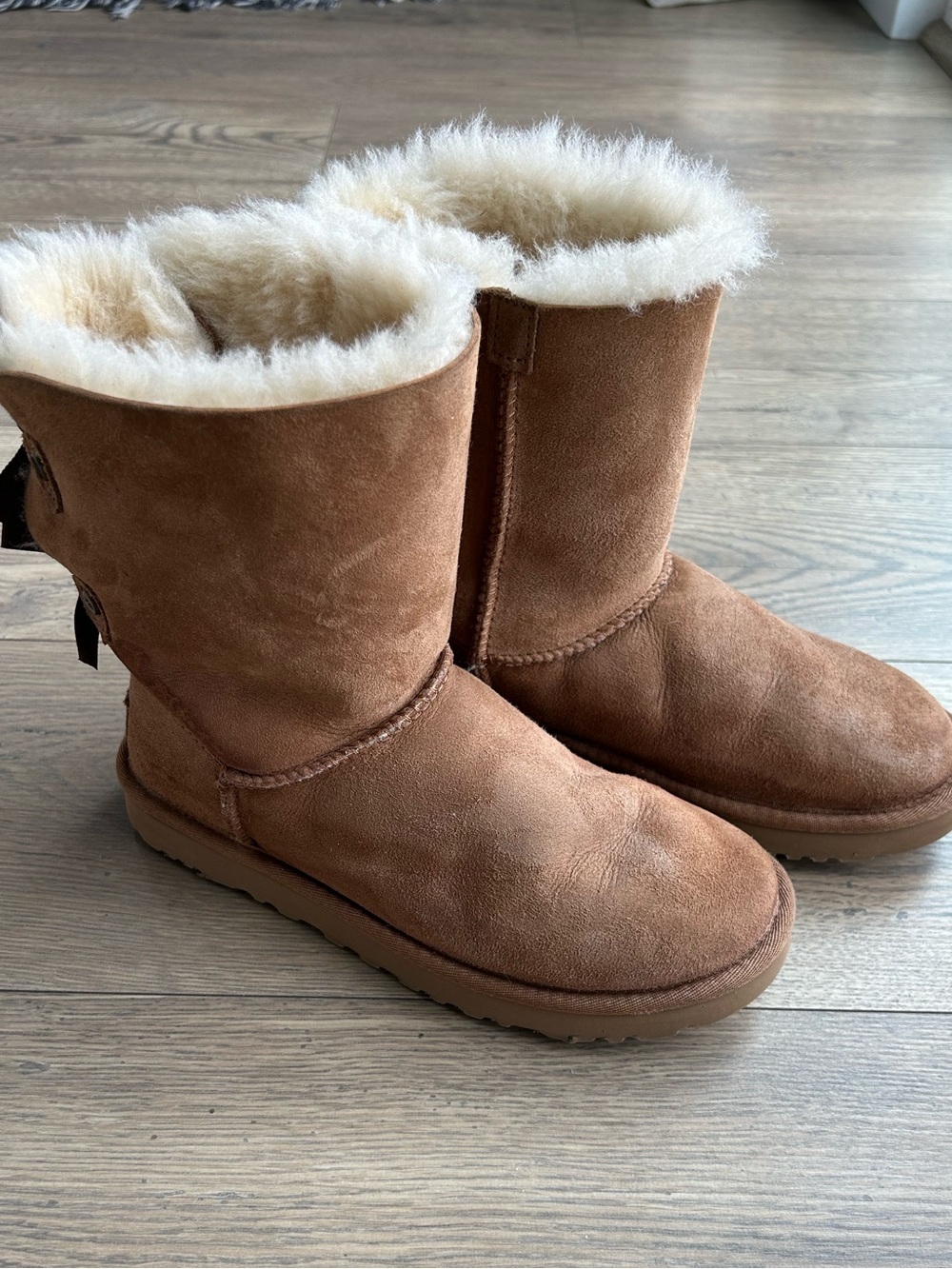 Ugg Bailey Bow Shearling-Lined Boots - Chestnut